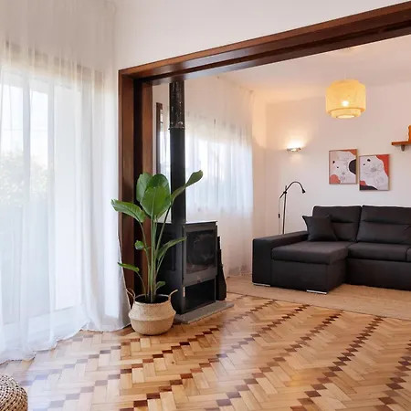 Apartment King Size Bed With Air Conditioning Near The & Free Street Parking Canidelo (Vila Nova de Gaia)