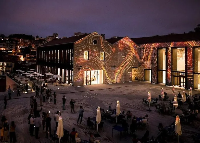 Lejlighed King Size Bed With Air Conditioning Near The & Free Street Parking *